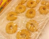 A picture of step 8 of Fluffy donut.