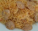 Foto langkah ke 3 dari resep Bihun goreng bakso.