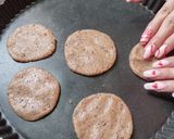 Foto del paso 4 de la receta: Galletitas de chía y lino veganas☕🍪