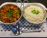 A picture of step 3 of Chickpea and Chicken Tikka Masala.