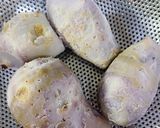 Hình bước làm 2 của món Canh cua nấu khoai sọ, rau muống, rau ngổ