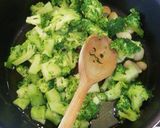 Brokkolis tészta recept fázis 2 fotója