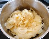 Hình bước làm 4 của món Canh măng củ muối nấu nấm
