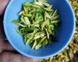A picture of step 3 of Green Pistachio or white almond slivers.