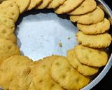 રવા મેંદાની પૂરી (Rava Mendani Puri Recipe in Gujarati) રેસીપી સ્ટેપ3ફોટો
