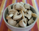 Foto del paso 1 de la receta: Revuelto de langostinos y almejas