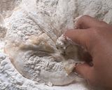 Foto del paso 2 de la receta: Pan con nueces y pasas de uva🍞