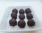รูปขั้นตอนการทำที่ 4 ของ Mix Choco Ball มิกซ์ช็อคโกบอล