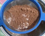 Foto langkah ke 2 dari resep Bolu kukus coklat keju.