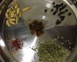A picture of step 2 of Pan flavor thandai.