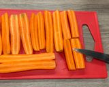 Une image de l'étape 2 de Carottes rôties au miel et à la feta.