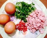 Foto langkah ke 1 dari resep Telur Dadar Sosis Tebal.