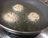 A picture of step 3 of Aloo Sabudana Vada (Potato and Tapioca Fritters).