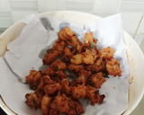 கோதுமை ரவை முட்டைக்கோஸ் பக்கோடா ரெசிபி ஸ்டேப் 3 புகைப்படம்