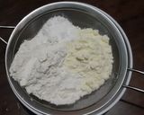 Foto langkah ke 2 dari resep Oregano Cookies (Savory Cookies).