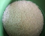 Foto langkah ke 1 dari resep Nasi kuning magic com.