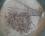 عکس مرحله 5 از دستور کیک موز و گردو و خامه