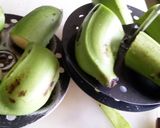 A picture of step 1 of Plantain podimas.