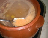 Foto del paso 3 de la receta: Cocido de garbanzos con berza, oreja y patas de cerdo