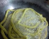 A picture of step 5 of Garlic Gathiya.