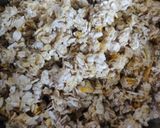 A picture of step 1 of Veggie oats upma.