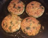 A picture of step 5 of Raw Banana Patties.
