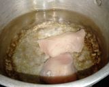 Foto langkah ke 1 dari resep Sup Ayam Jamur Kuping.
