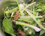 Hình bước làm 5 của món Gỏi Tỏi Non Lý Sơn
