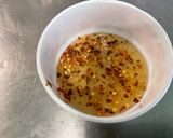 Une image de l'étape 8 de Carottes fanes confites au miel sauce ricotta, skyr et coriandre.