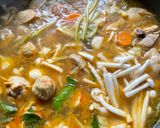 Gambar langkah 5 resipi Tomyam Campur.