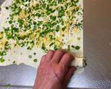 A picture of step 5 of Green Onion and Potato Chips Bread.