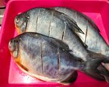 Foto langkah ke 1 dari resep Bawal Asam Manis.