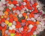 Foto langkah ke 4 dari resep Tumis terasi bawang.