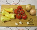 Fűszeres algériai shakshuka 🇩🇿 buggyantott tojással 🥚🍅 recept fázis 1 fotója