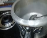 A picture of step 3 of Paneer makhana matar.