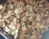 Foto del paso 4 de la receta: Pollo Salteado con Zucchini y Queso Roquefort