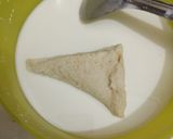 A picture of step 4 of Crispy Bread Cones.