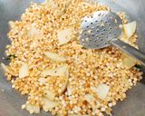 A picture of step 5 of Sabudana Peanut Pulao.
