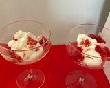 Foto del paso 2 de la receta: Postre especial de fresaa!