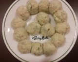 A picture of step 2 of Paneer Dill Biscuits.
