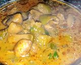 A picture of step 4 of Chatpata Mushroom Masala.