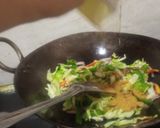 A picture of step 3 of Vegetable noodles.