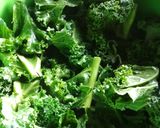 Foto del paso 1 de la receta Potaje de garbanzos trufados con kale