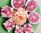 Hình bước làm 5 của món Sushi nhà làm