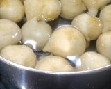 A picture of step 5 of Dahi Vada.