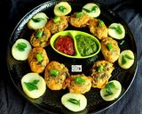 A picture of step 7 of Aloo Methi Pakore.