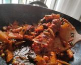 Foto langkah ke 5 dari resep Ayam kentang rica2 by me.