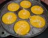 Foto langkah ke 5 dari resep Kue Cubit Lumer.