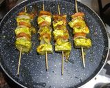 A picture of step 3 of Paneer hariyali tikka.