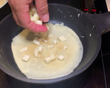 Foto del paso 3 de la receta: Crepes de salmón ahumado, queso de cabra y manzana